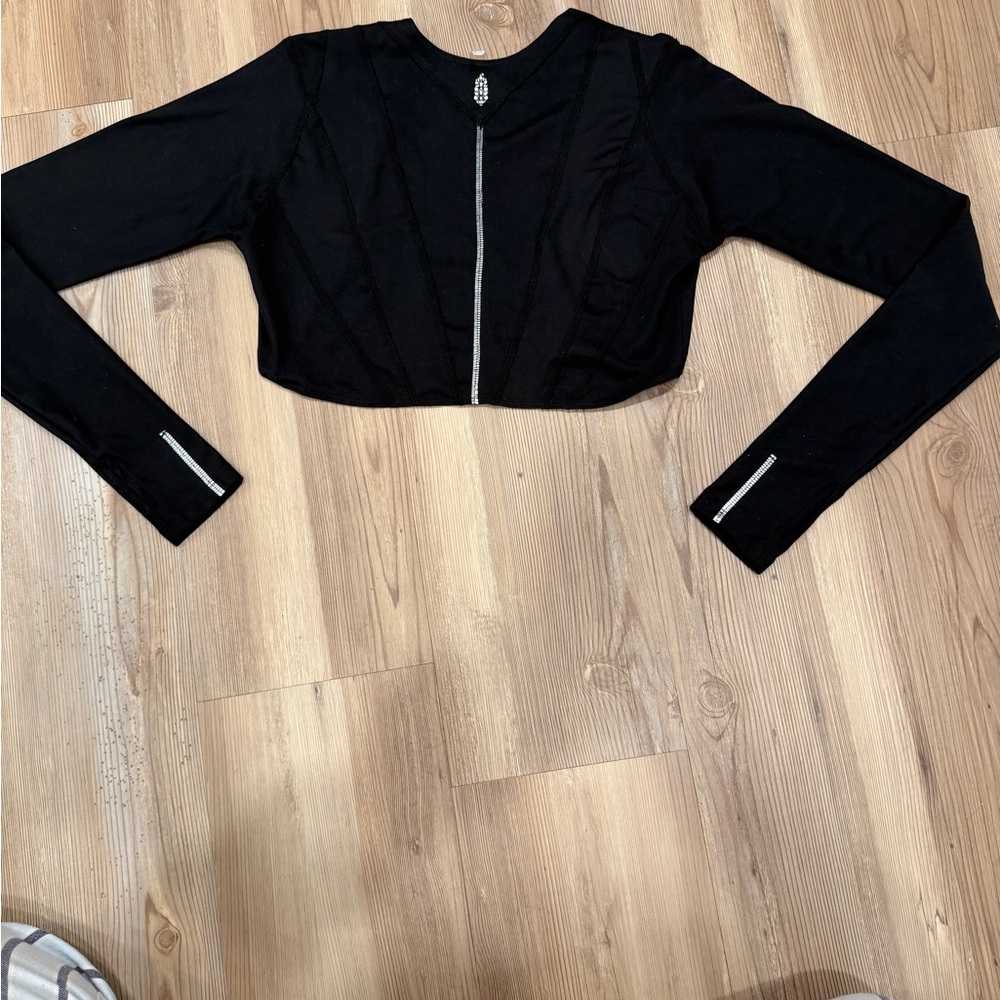 *ACCT CLOSING MAKE OFFER* Free People Movement Black Reflective Bolero-Size S